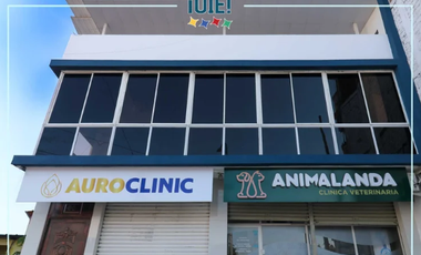 EN VENTA: Propiedad rentera en Flavio Reyes con Espacios Comerciales y Residenciales