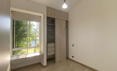 VENDO CASA ESQUINERA PAISAJES  DEL CASTILLO DE 1 NIVEL -JAMUNDI