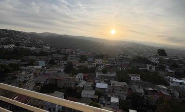 Se arrienda depto amoblado de marzo a diciembre