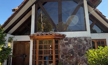 Se Vende Hermosa y Amplia Casa 3D+2B+Depto de Interior!