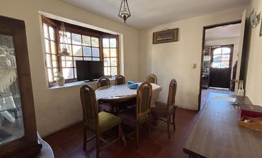 Se Vende Hermosa y Amplia Casa 3D+2B+Depto de Interior!