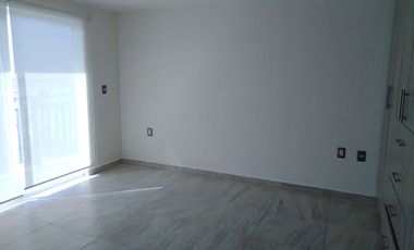 En Renta Amplio Departamento en Torres Marbella El Refugio Querétaro