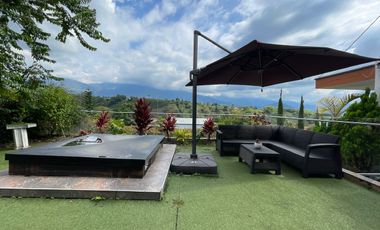 Casa Campestre en venta - Entre Armenia y el Caimo