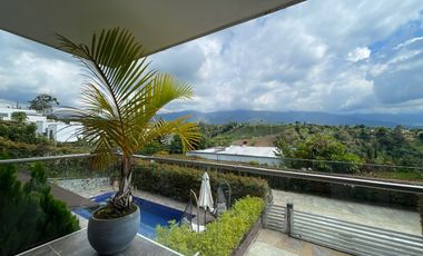 Casa Campestre en venta - Entre Armenia y el Caimo