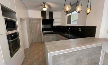 Alquiler de casa urb. Portal al Sol vía a la costa