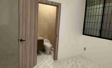 ESPECTACULAR, MODERNA Y ELEGANTE VILLA... POR ESTRENAR!!! A 300 METROS DE LA PLAYA