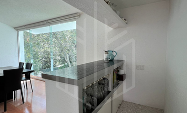 HERMOSA CASA CON JARDÍN DE ENSUEÑO EN VENTA EN CHILUCA.