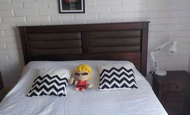 VENDE CASA AMPLIO PATIO.  METRO . MALL PLAZA VESPUCIO