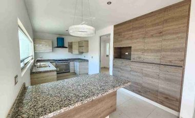 Casa Nueva en Renta – Lomas de Angelópolis II
📍 Parque Dublin, Lomas 2 | Cerca de Sonata y accesos rápidos