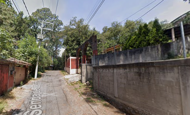 EXCELENTE CASA EN VENTA Y EN OPORTUNIDAD DE INVERSION PARA INVERTIR,SOLO RECURSOS PROPIOS ,NO CREDITOS, UBICADOS EN SENDA DE LOS TRINOS 5 	REAL MONTE