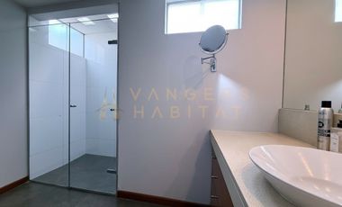 Dúplex en Venta con terraza Chacarilla - Santiago de Surco