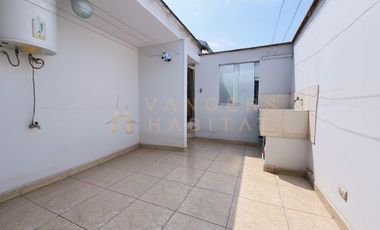 Dúplex en Venta con terraza Chacarilla - Santiago de Surco
