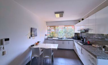 Dúplex en Venta con terraza Chacarilla - Santiago de Surco