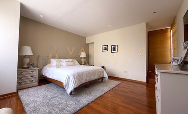 Dúplex en Venta con terraza Chacarilla - Santiago de Surco
