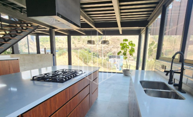 EXCLUSIVA RESIDENCIA EN MONCAYO BOSQUE ESMERALDA 5 RECÁMARAS 7 BAÑOS