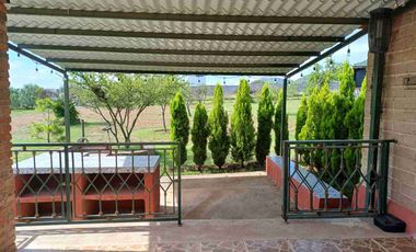 SE VENDE TERRENO CON CASA CAMPESTRE ,EN COMPLEJO RUSTICO EL PEDERNAL, LOMAS DE JESUS MA. AGS.