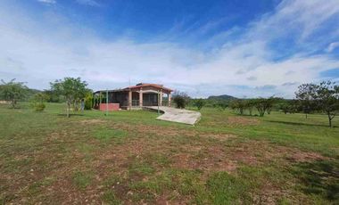 SE VENDE TERRENO CON CASA CAMPESTRE ,EN COMPLEJO RUSTICO EL PEDERNAL, LOMAS DE JESUS MA. AGS.