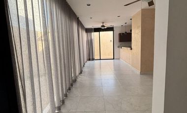 Renta de townhouse en Temozón