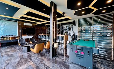 Imponente residencia en Zona Esmeralda | Jardín plano, doble altura y 4 recámaras