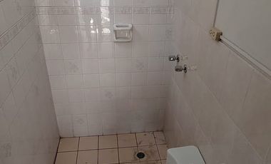 CASA AMPLIA EN ALQUILER EN YANAHUARA – EXCELENTE UBICACIÓN