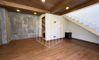 Residencia de lujo en Rancho San Juan | Alberca, dos jardines y acabados premium