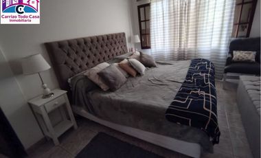 ALQUILO CASA EN BARRIO TRES CERRITOS, PASANDO LA SEGUNDA ROTONDA, CON PILETA DE NATACION, DOBLE GALERIA Y YACUZZI