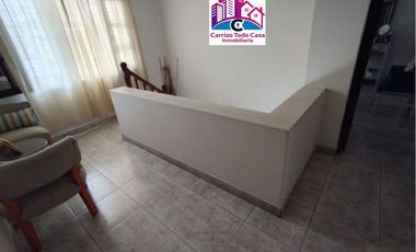 ALQUILO CASA EN BARRIO TRES CERRITOS, PASANDO LA SEGUNDA ROTONDA, CON PILETA DE NATACION, DOBLE GALERIA Y YACUZZI