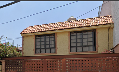 25, Propiedad En Excelente Zona De Naucalpan Una Gran Oportunidad