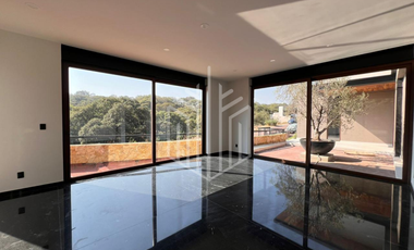 Residencia premium en Zona Esmeralda | 823 m² de terreno y 8 estacionamientos