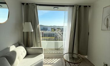 Departamento En Av. Los Carreras · Venta UF 2.100