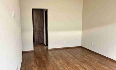 Se vende casa en fraccionamiento Lomas Virreyes modelo Málaga, calimaya, Estado de México