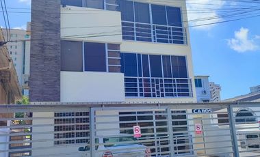 SAN LORENZO A 3 CUADRAS DEL MAR VENDO DEPARTAMENTO CON PISCINA