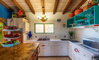 Casa con vistas al mar, río y montañas en Loma La Misión con depto extra