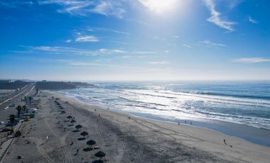 Casa con vistas al mar, río y montañas en Loma La Misión con depto extra