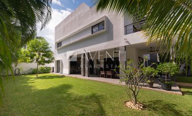 CASA EN VENTA, VILLA MAGNA, CANCÚN CENTRO, CANCÚN