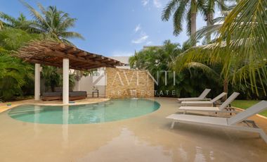 CASA EN VENTA, VILLA MAGNA, CANCÚN CENTRO, CANCÚN