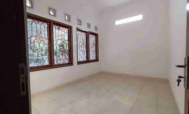 Rumah Hook  2 Lt Full Renovasi Graha Asri Serang Banten