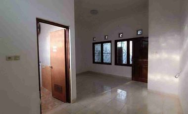 Rumah Hook  2 Lt Full Renovasi Graha Asri Serang Banten