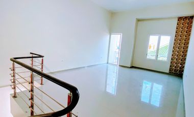 Dijual / Disewakan Ruko Kahuripan Nirwana Sidoarjo Tipe Hook Strategis  Siap Huni