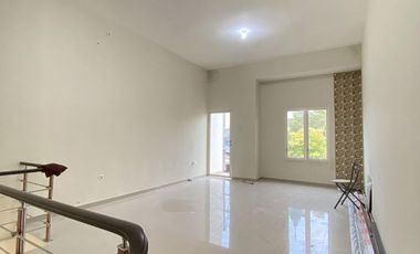 Dijual / Disewakan Ruko Kahuripan Nirwana Sidoarjo Tipe Hook Strategis  Siap Huni