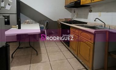 Casa para negocio en venta a un costado de la PGJ de Pachuca, Hgo.