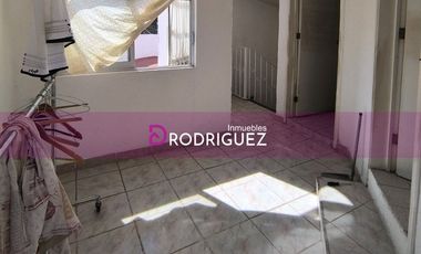 Casa para negocio en venta a un costado de la PGJ de Pachuca, Hgo.