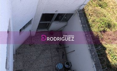 Casa para negocio en venta a un costado de la PGJ de Pachuca, Hgo.