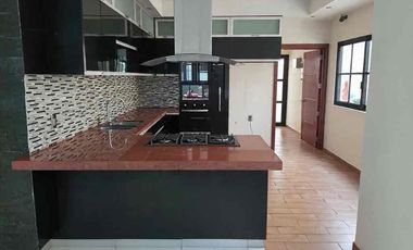 EN VENTA PRECIOSA CASA MODERNA