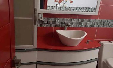 EN VENTA PRECIOSA CASA MODERNA