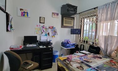 En alquiler moderna casa esquinera FULL AMOBLADA con piscina en Santa Maria de Casa Grande, Av. Leon Febres Cordero, Samborondon