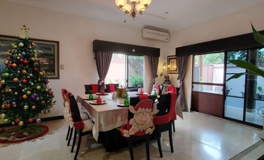 En alquiler moderna casa esquinera FULL AMOBLADA con piscina en Santa Maria de Casa Grande, Av. Leon Febres Cordero, Samborondon