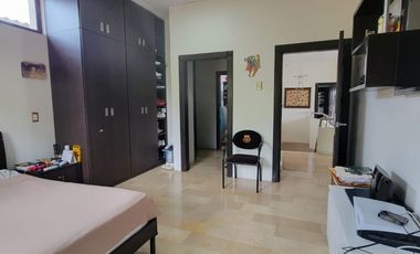 En alquiler moderna casa esquinera FULL AMOBLADA con piscina en Santa Maria de Casa Grande, Av. Leon Febres Cordero, Samborondon