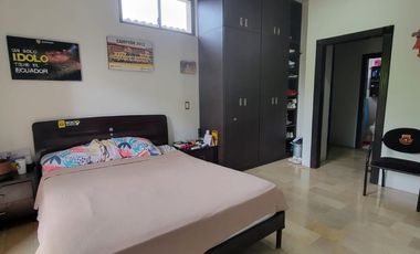 En alquiler moderna casa esquinera FULL AMOBLADA con piscina en Santa Maria de Casa Grande, Av. Leon Febres Cordero, Samborondon