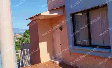 Bonita Casa en Condominio de 10 Casas con Vista Panorámica.